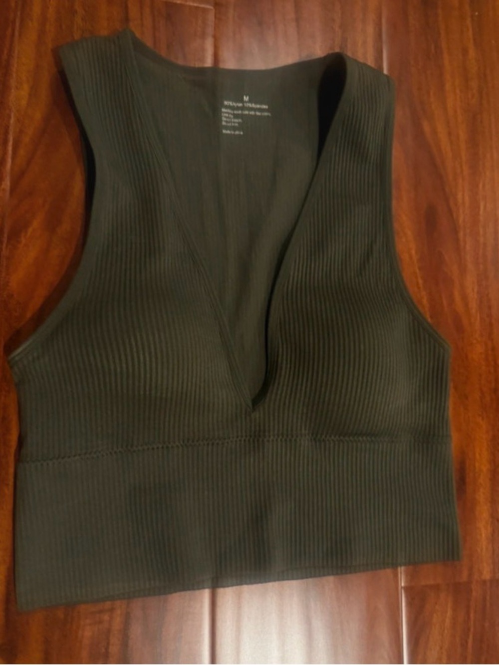 venbond olive green sleeveless ribbed crop top